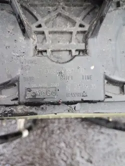 Filtre à charbon Ford Kuga MK3 LX68-9E857-GD