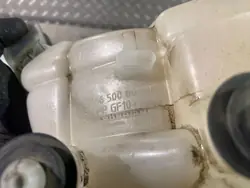 Réservoir d'expansion de liquide de refroidissement Mercedes-Benz OEM 1665000049