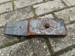 Lehtijousen Aluslevy OEM A9703221784 Mercedesille