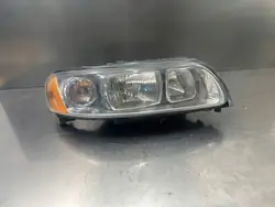 Oikea Ajovalo Volvo V70 XC70 S60 2004-2009 OEM 30698836