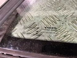 Volvo XC90 Heckkarosserieglas OEM 31108777