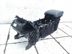 Land Rover Evoque I konsoli käsinoja OEM BJ3214B079BA