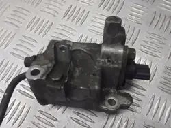 Polttoainejakaja Mitsubishi Carisma 1.8 GDI MR420916