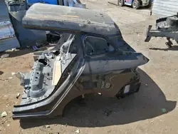 Renault Megane IV Kombi vänster bakre skärm