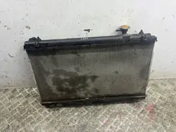 Radiador de agua Nissan 350Z 2004 OEM AMD221452