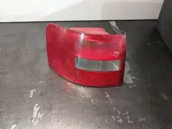 AUDI A6 C5 Kombi Lámpara Trasera Izquierda 4B9945095F