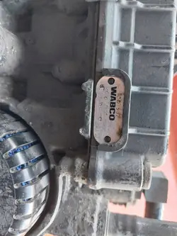 DAF EBS Bremsmodulatorventil OEM 1867002 4801061050