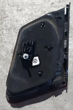 MERCEDES CLASSE E W212 LIFT SEDAN FEU ARRIÈRE GAUCHE LED A2129060903