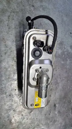 Chauffeur de liquide batterie OEM 9873688 BMW X5 G05