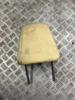 OEM Pääntuki Lexus NX 300 Etuistuin Oikea