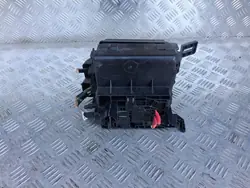 Ford OE Sulakekotelo C7BT14A094AB Ka+ Plus MK3:lle