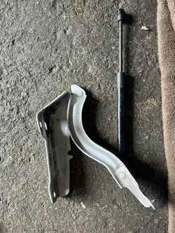 HYUNDAI SANTA FE IV Bisagra del Capó Izquierda 81161-S1000