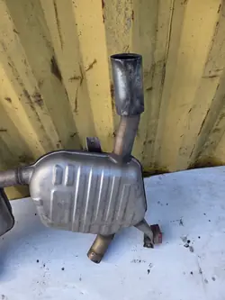 BMW OE Avgasljuddämpare OEM 7553613 7553612