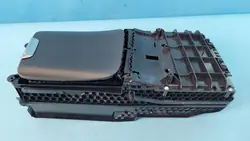 Bandeja de consola central Mercedes W206 C220 OEM A2066805805
