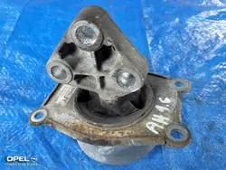 Support de boîte Opel OE OEM 13159995 pour Astra H