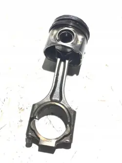 Kolben mit Ringen OEM 81L123 für Volvo 2.0 D3