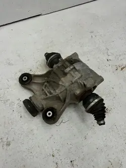 Bakre differential MOST HK83-4A213-FD 3.23 Velar L560