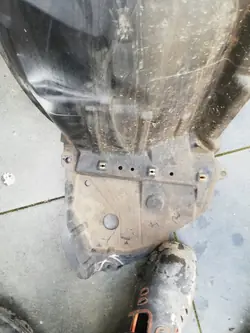 TOYOTA COROLLA E16 Aile Avant Droite 15-