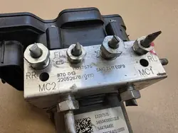 Pompe ABS MG OEM 11037575 pour ZS Lift - Occasion