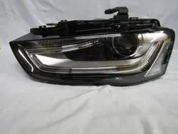 Linkes Audi A4 B8 Lift Bi-Xenon Licht