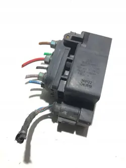 Distributeur d'air Audi A8 D3 4.0 TDI OEM 15152400052