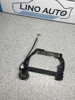 Cadre poignée porte arrière droite BMW 5 Touring E39 OEM 8236646