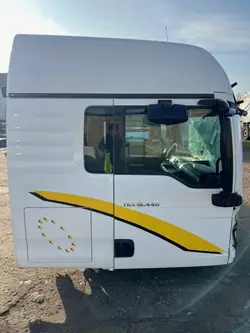 MAN TGX/TGA/TGS Kabinenverkleidung Links/Rechts OEM 4766546457745375446443