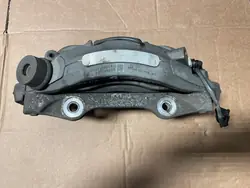 AUDI A6 4K C8 Vasemman Etujarrusatula 4K0615105DT