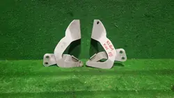 Oikea konepeltisarana OEM 8V4116800AD Ford Kuga I:lle