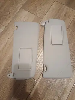 Pare-soleil Ford Kuga Mk1 OEM 3333 Gris