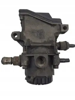 EBS ABS Modulaattoriventtiili OEM 81521066013 Etu