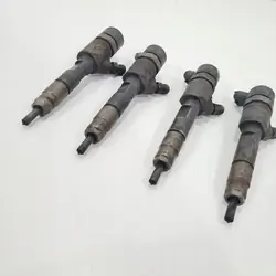 Injecteur Renault 1.9 DCI OE 0445110328 H82778396