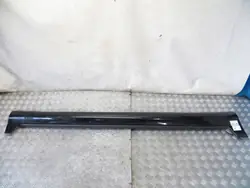 VOLVO XC60 rechte Seitenverkleidung 452-13