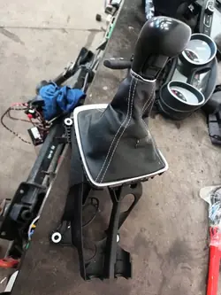 Selector de cambios Opel Insignia B OEM 55503758