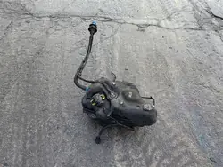 Tanque de bomba AD Blue GK215J228AD Ford Transit MK8 16-19R