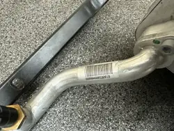 Vesi/öljylämmönvaihdin Ferrari SF90 OEM 839673 Q1