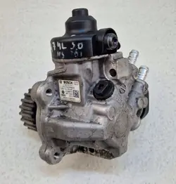 Pompe à injection Audi Q7 4L 06-15 OEM 0445010611