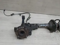 Toyota Yaris Verso McPherson Jousitus Oikea Etu OEM