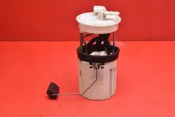 Polttoainepumppu OEM 17040-AV705 Nissan Primera P12:lle