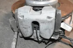 Fram vänster fjädring OEM 8854989 för BMW G01 G02