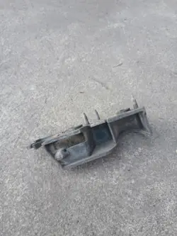 Audi A4 B8 Front Rechts Stoßfänger Halterung 8K0807284H