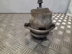 Porsche Cayenne (92A) 2011 Engine Mount Left