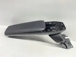 Keskikonsolin Käsinoja OEM 5A6E0B7 BMW 2 U06:lle