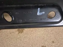 Fram vänster stänkskärm fäste Smart 453