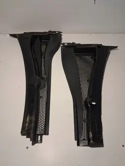 Yläpuolinen tuulilasinpaneeli OEM 9811934377 Citroen C3 III:lle