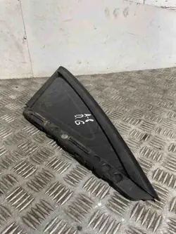 Begagnad Audi OE bakruta höger OEM 43R00083