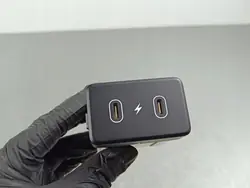 Tomada USB Hyundai OEM FOB56522 - Peça usada