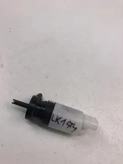Ruitenwisserspomp OEM A099866040 Mercedes gebruikt