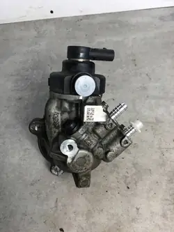 Pompa carburante Volkswagen Transporter - Caravelle T6 04L130755L