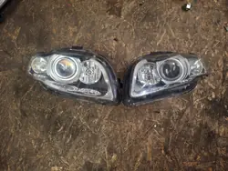 Faros Derecho Audi A4 S4 B7 Bi-Xenón